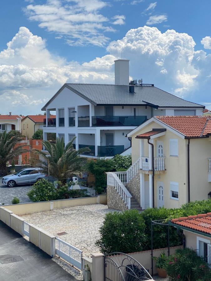 Apartment Vila Lina Вир Екстериор снимка